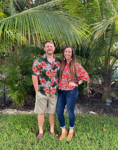 Customer photo review of Men's Floral Cotton Tropical Hawaiian Shirt