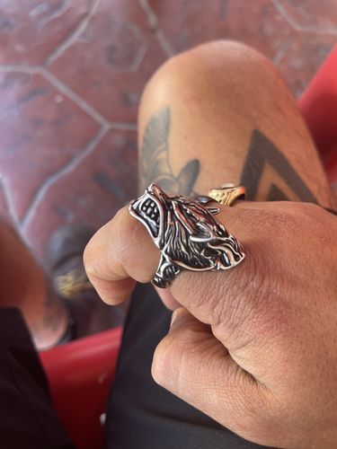 Customer photo review of SNARLING WOLF RING