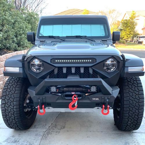 Customer photo review of Demon Grille w/ LED Off-Road Lights for 18-21 Jeep Wrangler JL & Gladiator JT