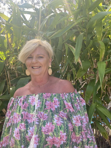 Customer photo review of Ouvea Blouse Wildflower