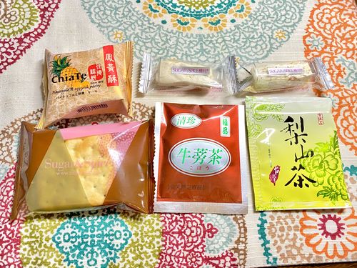 Customer photo review of 「台湾直运-人气」ChiaTe Pineapple Egg Yolk Pastry 佳德凤黄酥 (1盒/Pack)