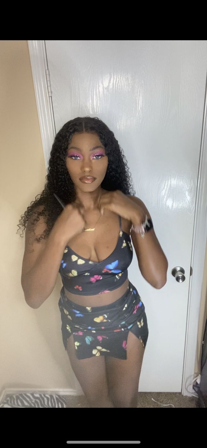 Customer photo review of Siesta Black Romance Dian