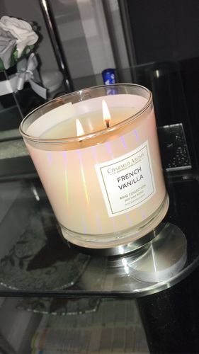 Customer photo review of French Vanilla Candle - Ring Collection