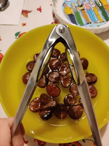 Customer photo review of Quebra Nozes - Aço Inoxidável