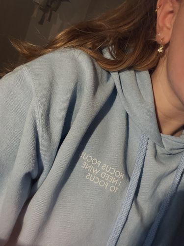 Customer photo review of HOKUS POKUS WINE HOODIE