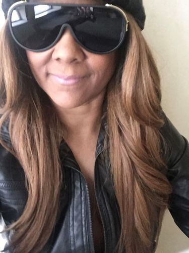 Customer photo review of Zyraku Sunglasses