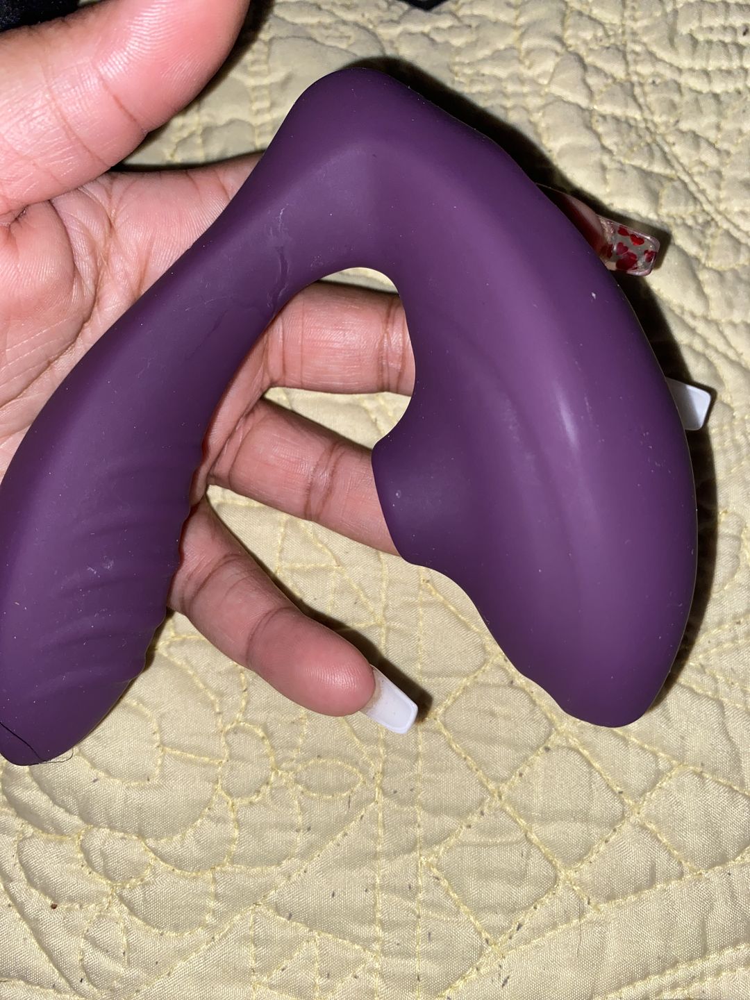 Customer photo review of Suctional Vibrator