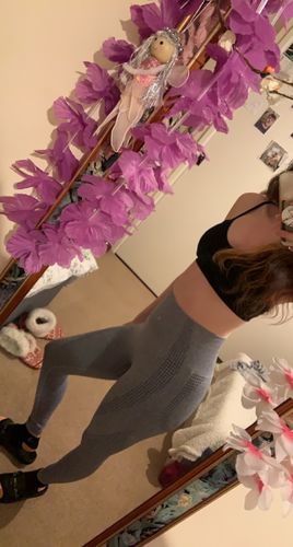 Customer photo review of Active Leggings