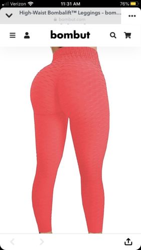 Customer photo review of High-Waist Bombalift™ Leggings