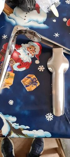 Customer photo review of Quebra Nozes - Aço Inoxidável