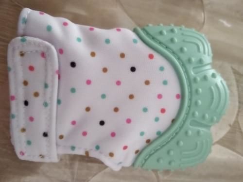 Customer photo review of Chewy™ - Baby Bijt Handschoentje