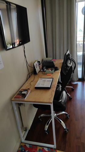 Customer photo review of Escritorio para computador MIMA 90 x 50 Blanco