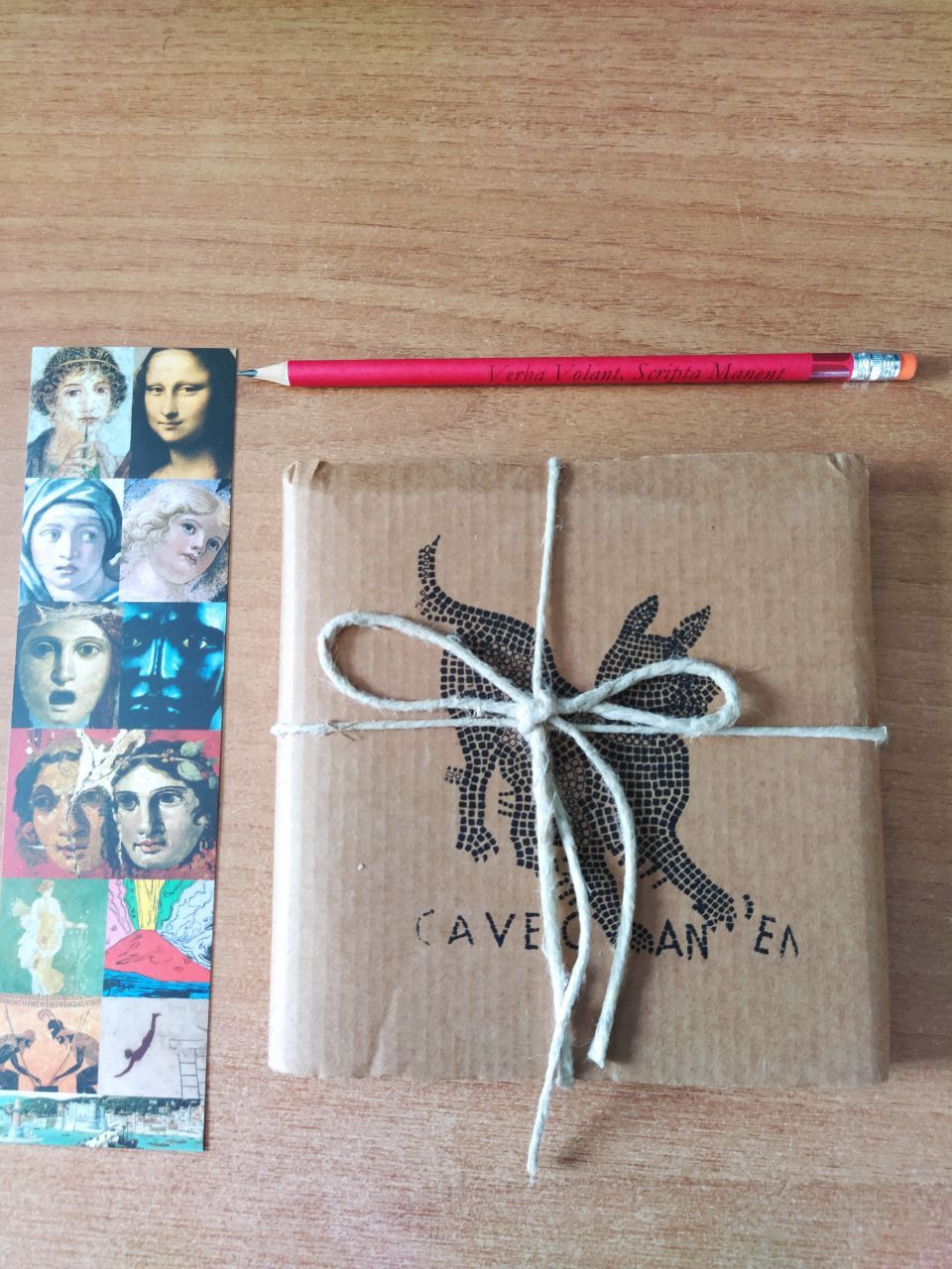 Customer photo review of Cave Canem mosaico di Pompei - mattonella in marmo