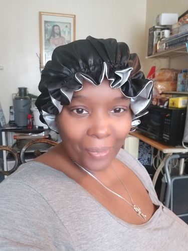 Customer photo review of Locs & Natural Hair Satin Reversible Bonnets