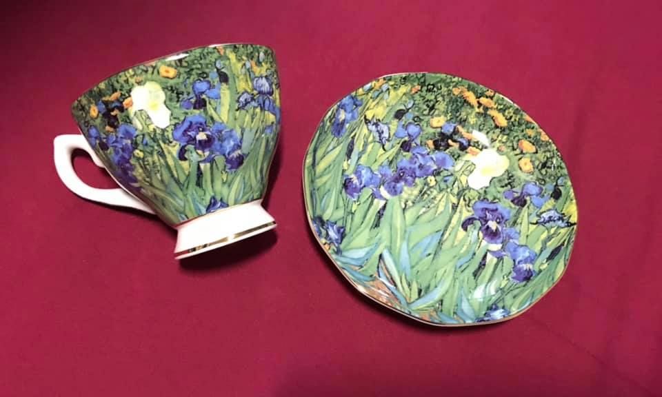 Customer photo review of Van Gogh tea cups