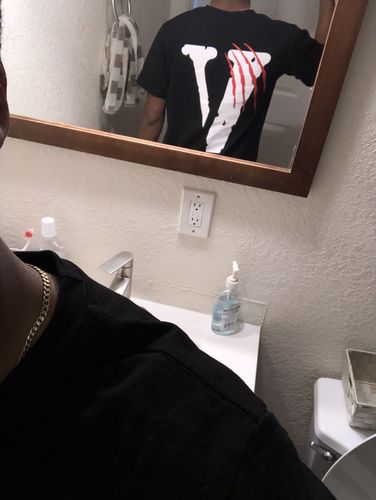 Customer photo review of VLONE Leopard T-Shirt