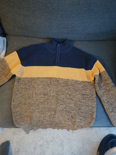 Customer photo review of Color Block Casual Knitted Sweater