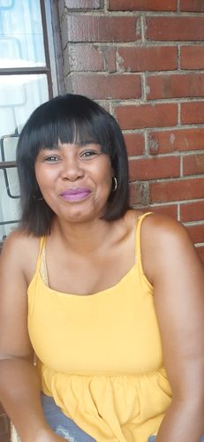 Customer photo review of Brazilian Fringe Bob - 8"