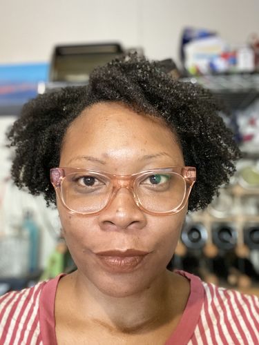 Customer photo review of Defining Flaxseed Gel for Curly Hair with Organic Castor Oil for Strengthening and Vanilla Berry Fragrance