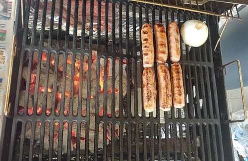 Reseña con foto de un cliente sobre Salchicha Parrillera, Alemana, Hot! o Chorizo Argentino