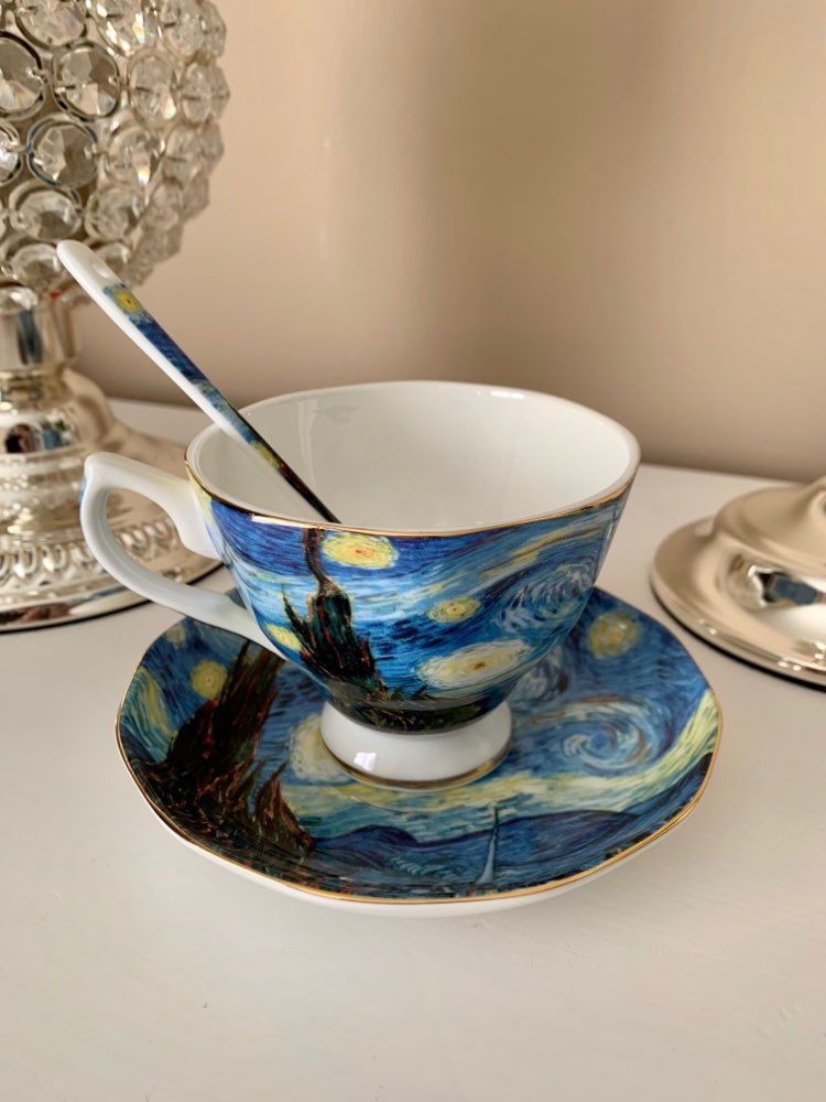 Customer photo review of Van Gogh tea cups