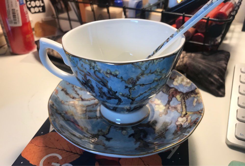 Customer photo review of Van Gogh tea cups