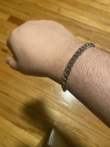 Customer photo review of f+s “industrial” bracelet