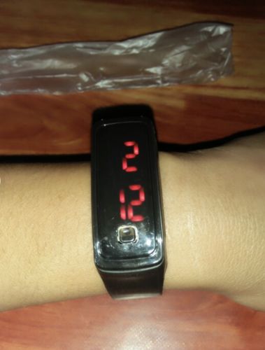 Customer photo review of Aster Keychain Lighter (FREE SMARTWATCH)