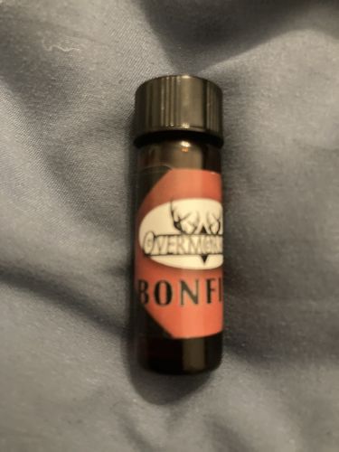 Customer photo review of Perfume oils by Overmorrow - from the creator of Sucreabeille's bath and body products
