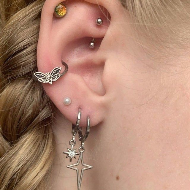 Customer photo review of 16G Death's Head Moth Captive Bead Ring