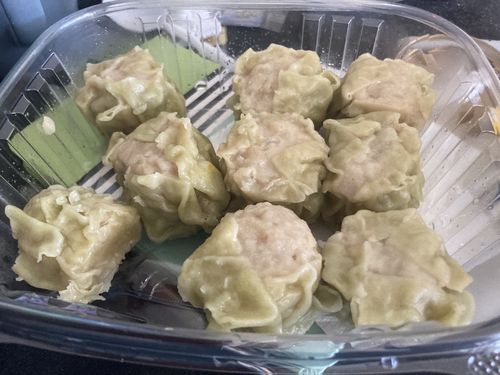 Customer photo review of Jumbo Wasabi Shumai 芥末猪肉烧卖-大个装 (12入1盒/Pack)