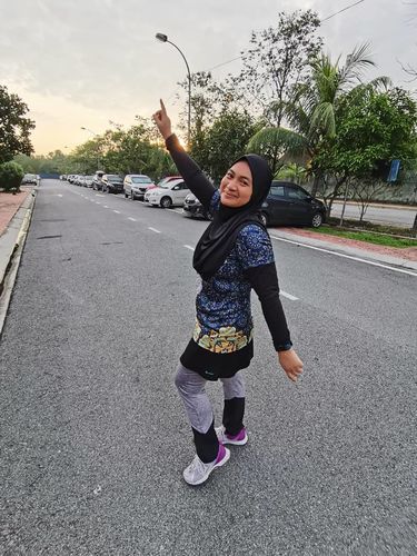 Customer photo review of Swift Skirt Pants