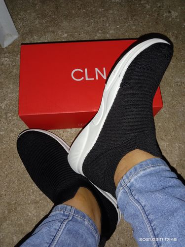 Customer photo review of Brookline Flat Sneakers