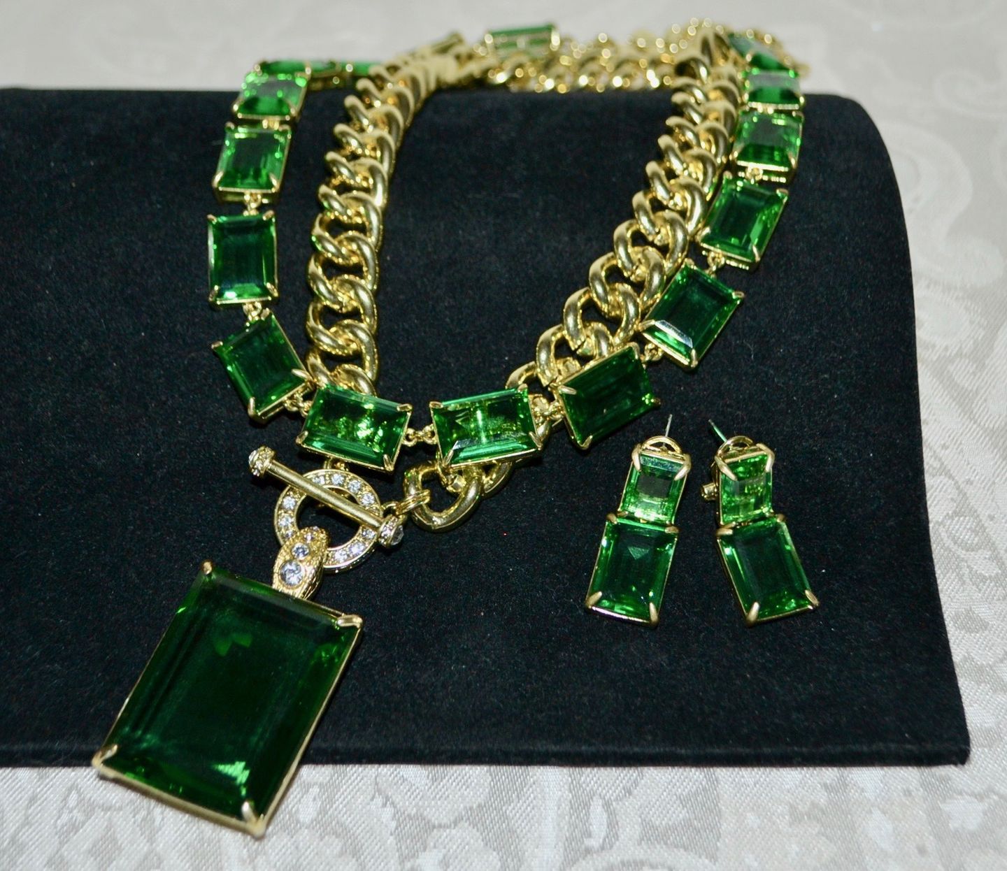 Customer photo review of HEIDI DAUS®"The Devil Wears Heidi" Crystal Petite Necklace
