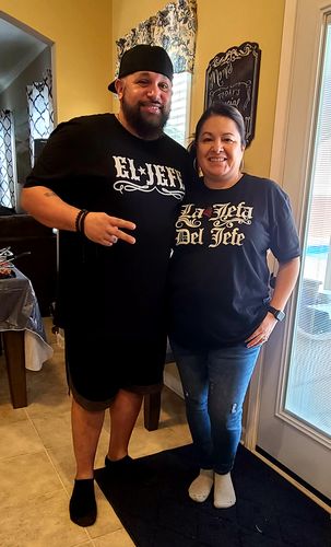 Customer photo review of La Jefa Del Jefe Chingona Unisex T-Shirt