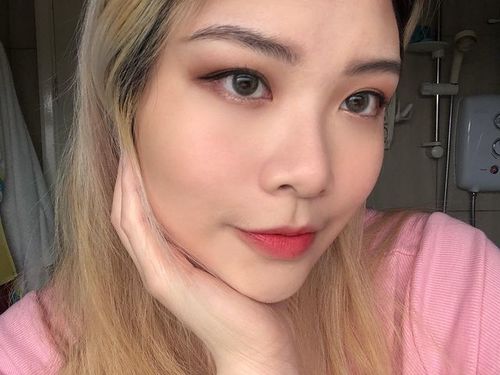 Customer photo review of Icoloured® Mimyo Green Colored Contact Lenses