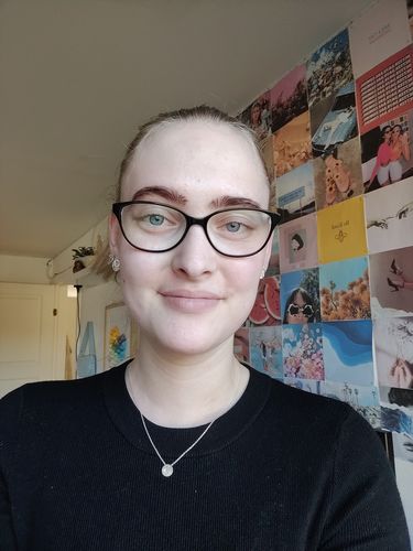 Customer photo review of Silber Lineart Love Halskette