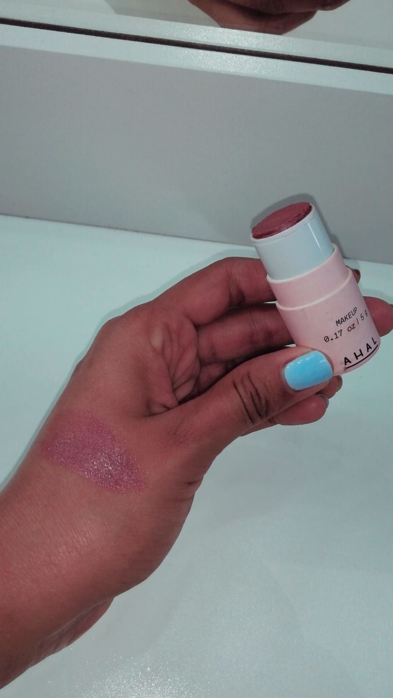 Customer photo review of Peony Color Stick