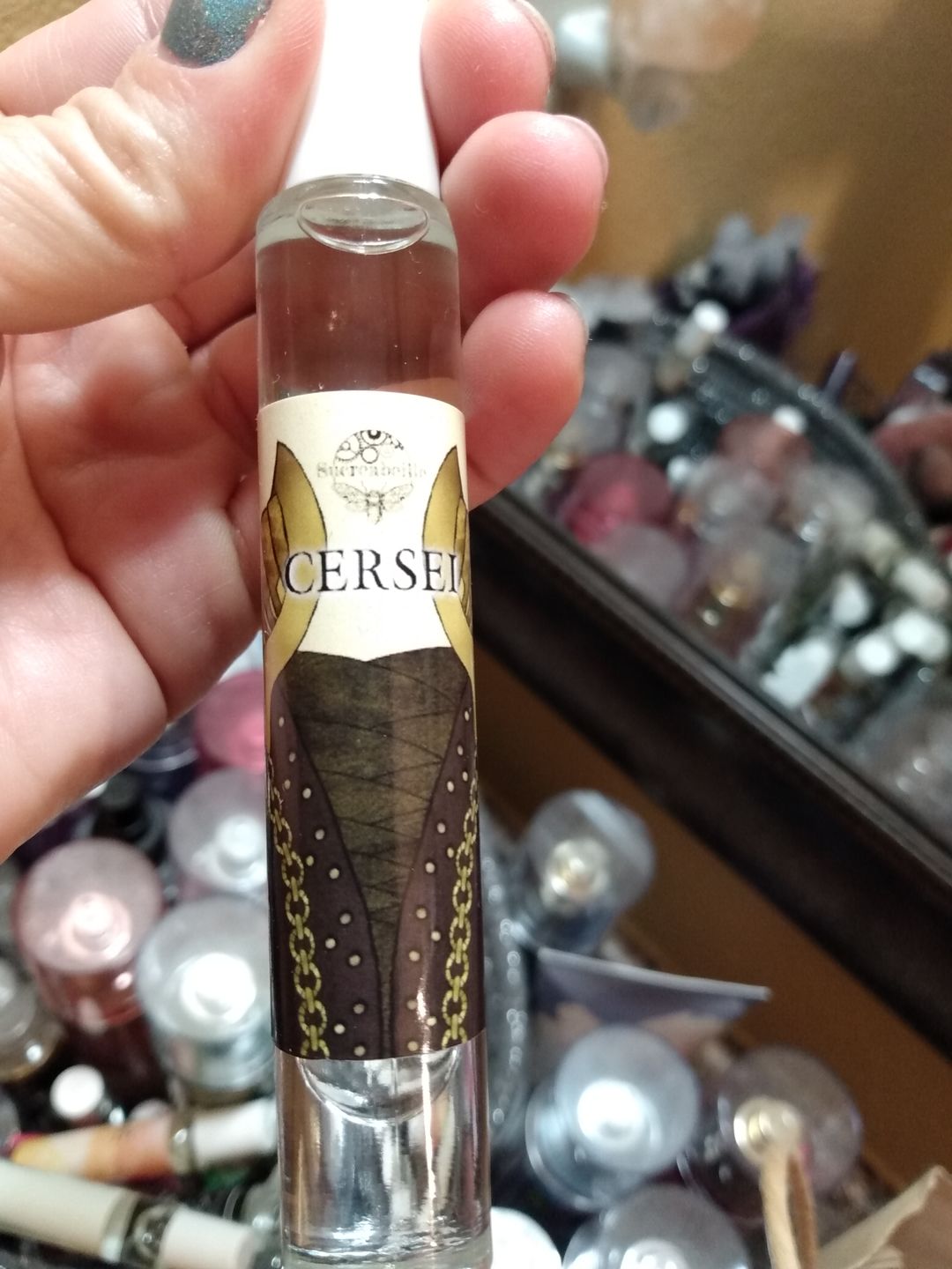 Customer photo review of Cersei