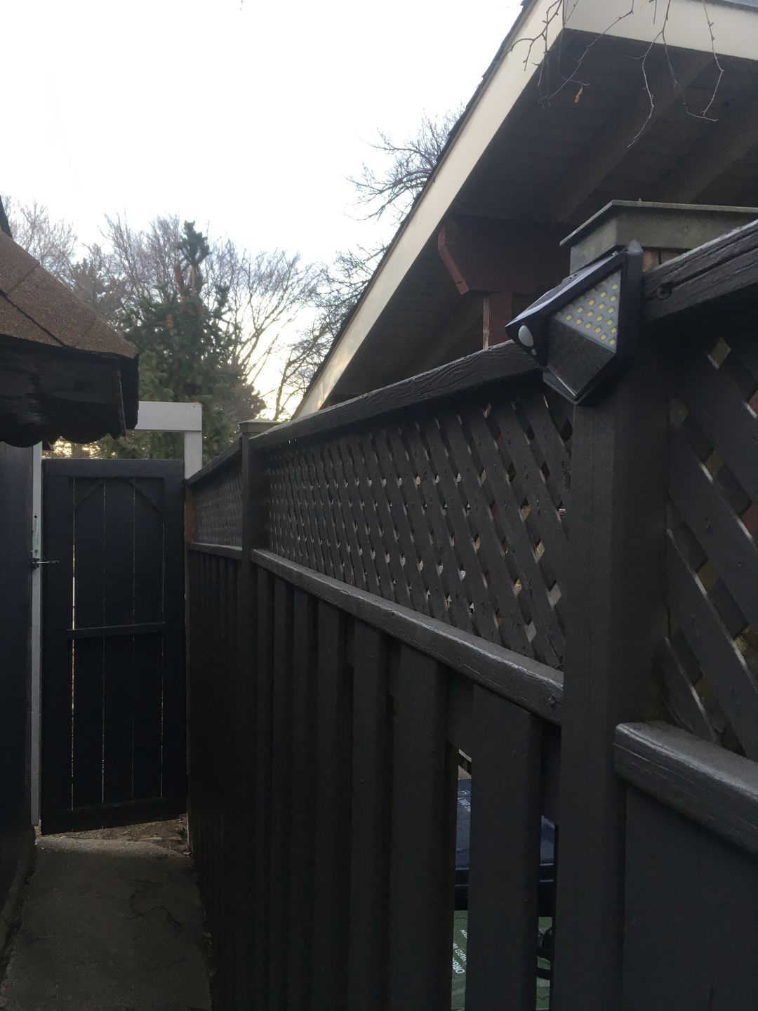 Customer photo review of BigM Super Bright 136 LED Solar Security Waterproof Lights, with 270º Motion Sensor, 3 Modes, IP65 Waterproof, Ideal for the Outdoor Front entrance, Pathway, Driveway, Fence, Deck, Balcony, Garage Doors, Backyard of Your House, Cottage, Farms, Trailers