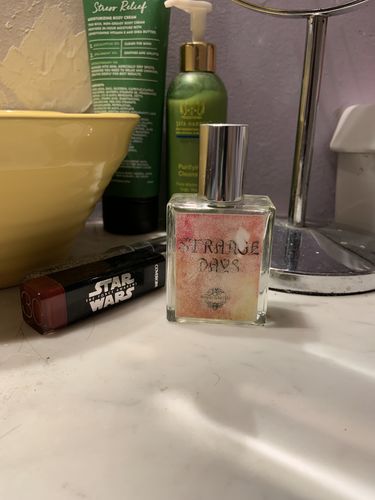 Customer photo review of Strange Days