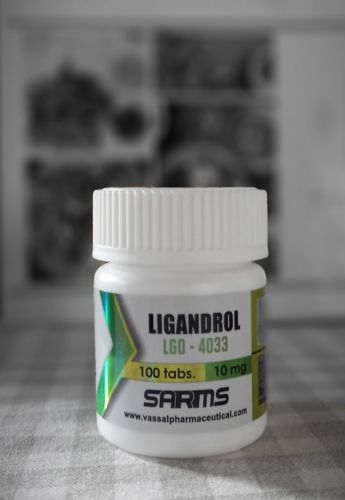 Reseña con foto de un cliente sobre Ligandrol LGD-4043