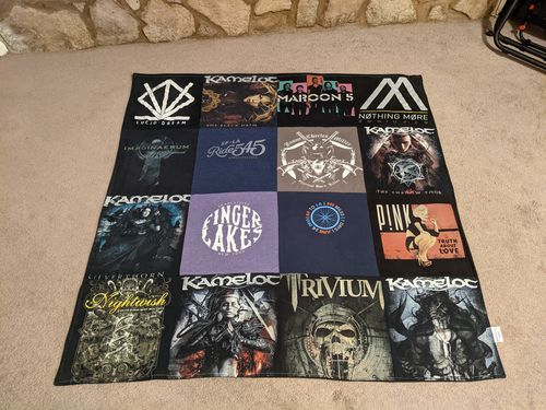 Customer photo review of Classic T-Shirt Blanket