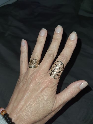 Customer photo review of Bague La Vie en Rose