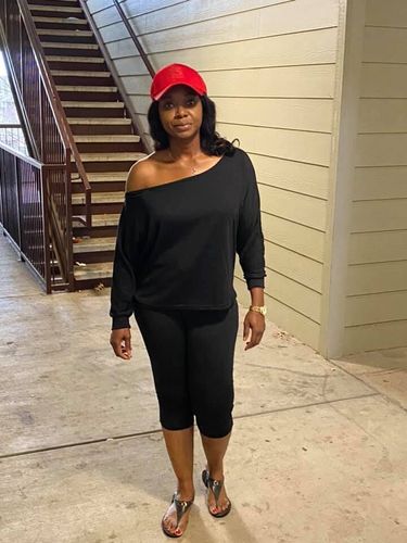 Customer photo review of Boat-Neck Top & Clam Digger Pants Set