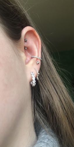 Customer photo review of Punky Ohrringe