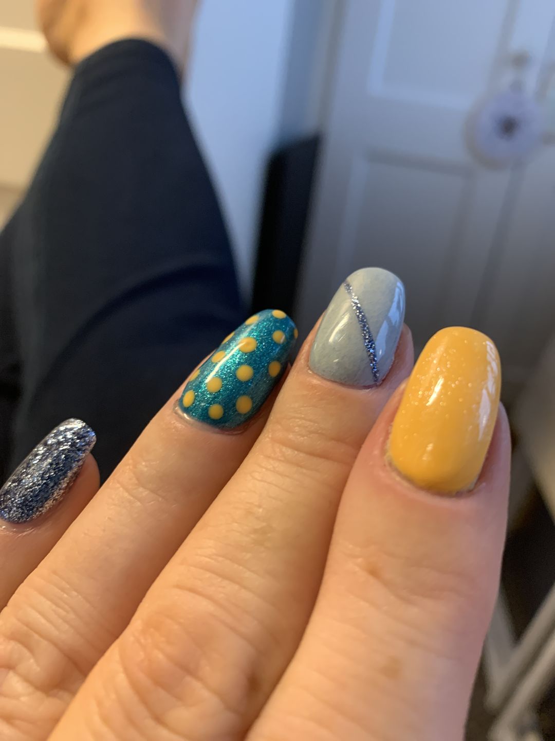 Customer photo review of Semilac Top No Wipe Sparkle Diamond UV Gel 7 ml