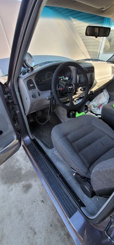 Customer photo review of Motion Raceworks Opposite Side Dual Push Button Steering Wheel Bracket With Red/Green Buttons