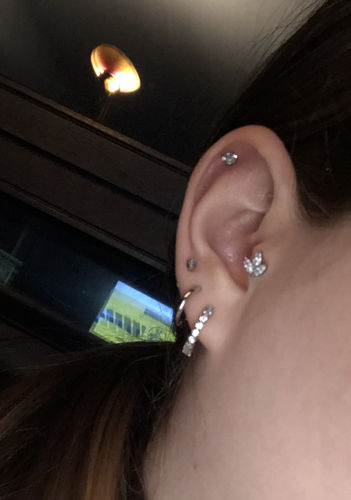 Customer photo review of Basic Ohrringe