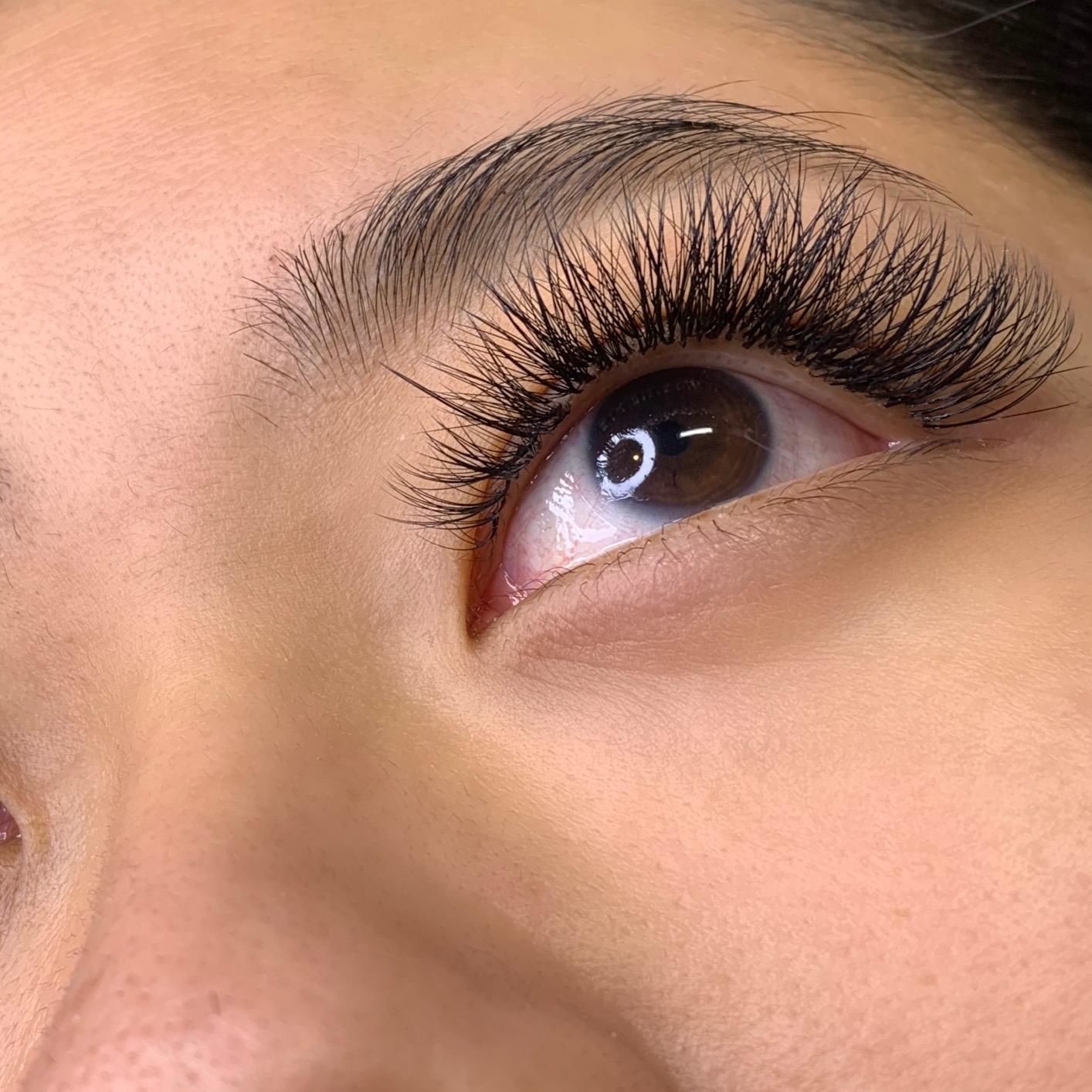 Customer photo review of Cashmere Volume Lash Extensions - B/J Curl